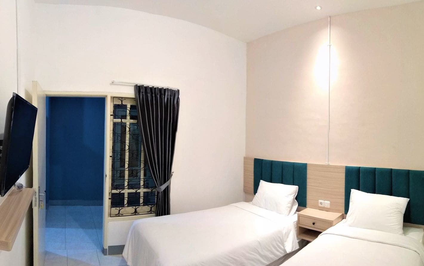Kokonut Guesthouse Surabaya Eksteriør billede